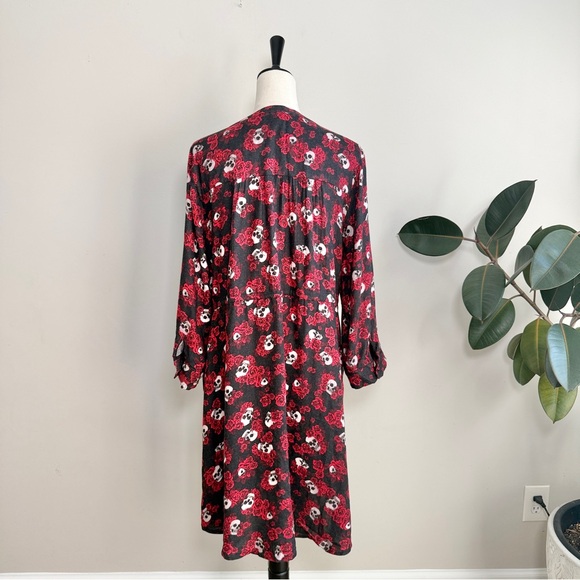 Torrid Skulls And Roses Waist Tie Roll Tab Sleeve Midi Dress Size 1X - Picture 14 of 14